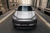 32000Nm/°同级最硬！银河M7技术首秀安全感拉满