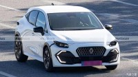 对标大众GTI 新款雷诺Clio GT谍照曝光 新车将于年底发布