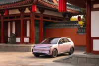 年终购车选极狐T1，告别冬季续航焦虑