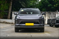 13万能入手星途ET5，激光雷达+NOA终身免费，还配三连屏