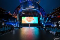 东风奕派“奕家人的春日”派对启幕 三车焕新亮相