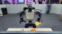 WAIC 2026 | 思灵机器人展出多款人形产品，冲刺10万台量产关口